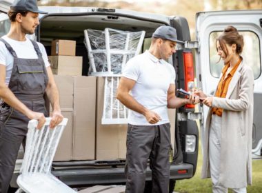 Should I tip movers?