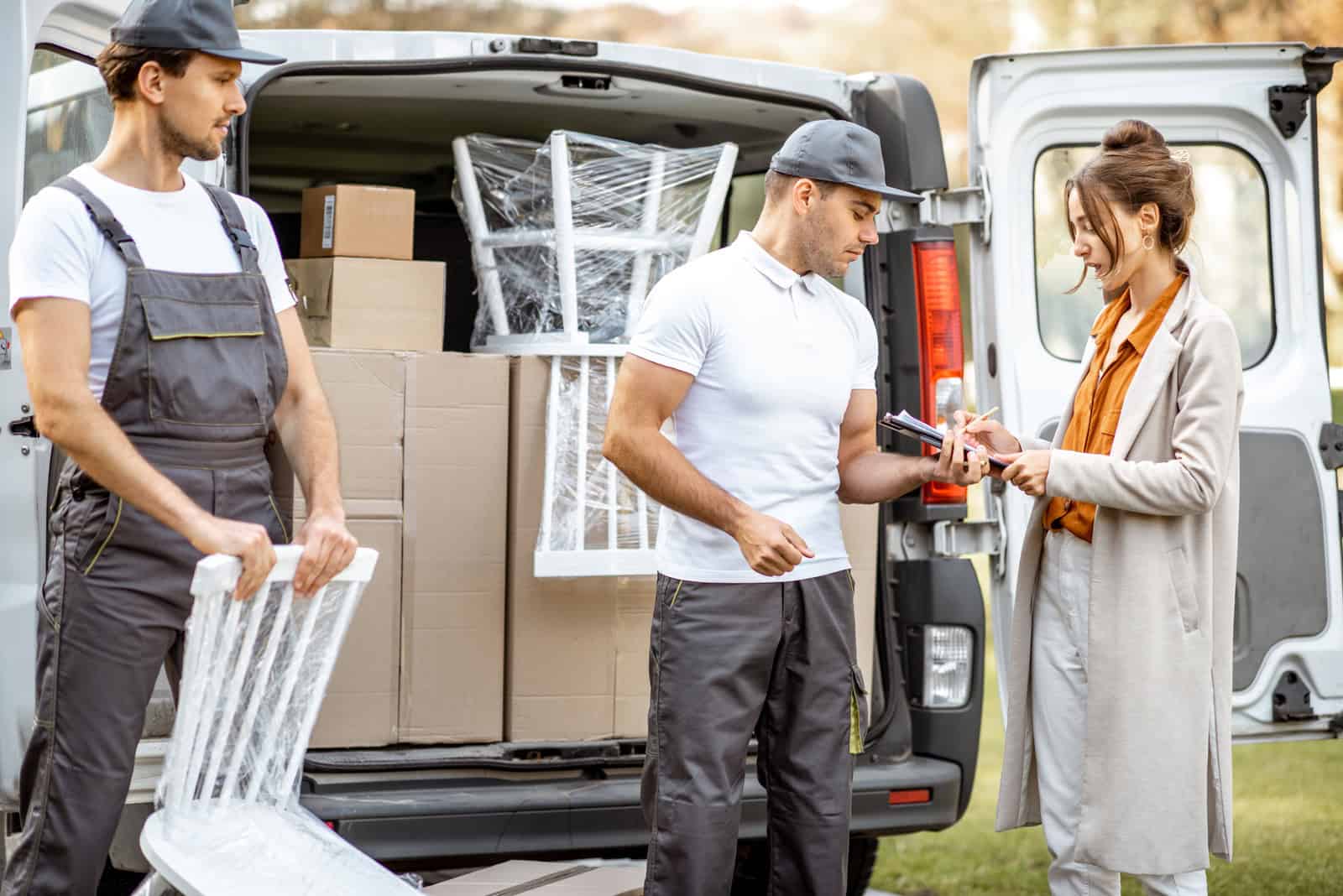 Should I tip movers? - Flash Moving & Storage