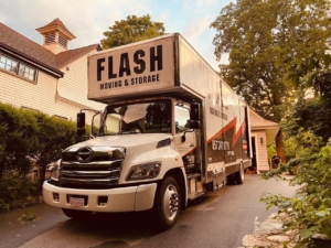 Professional Movers in Cary NC moving truck, residential movers. Flash Moving
