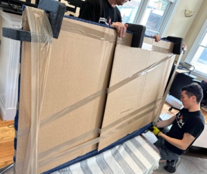 Packing Artwork for moving, Flash Moving